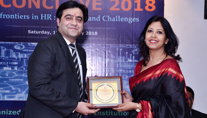 mba colleges in noida